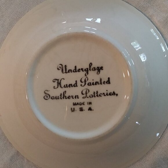 Vintage Hand Painted Blue Ridge Southern Potteries Berry/Fruit Bowls - Set of 2 - Picture 6 of 7